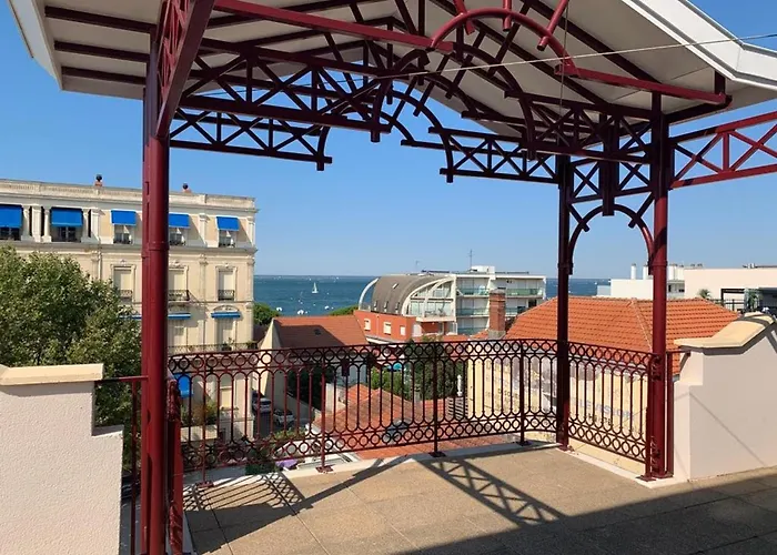 6 Pers Avec Terrasse 80 M², Hyper Centre, A 50m, 296 Bd De La Plage, - Fr-1-474-148 *